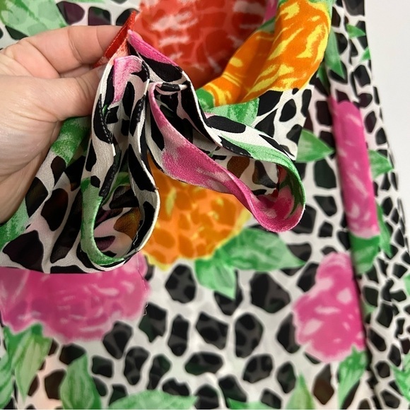 Vintage Bloomingdale’s Silk 3 piece relaxed wide leg floral animal print set - Picture 14 of 16